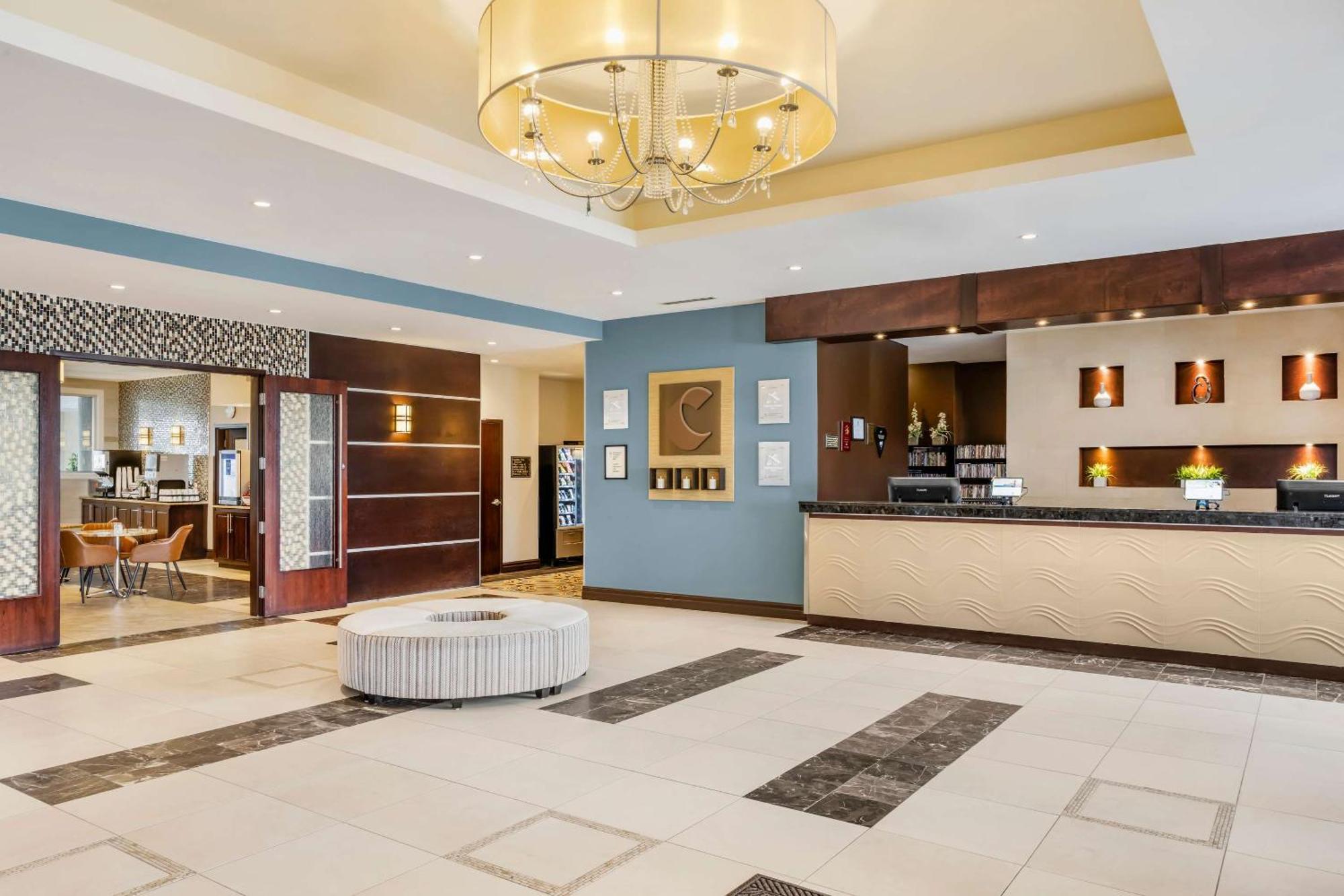 Comfort Hotel Bayer'S Lake Timberlea Exterior foto