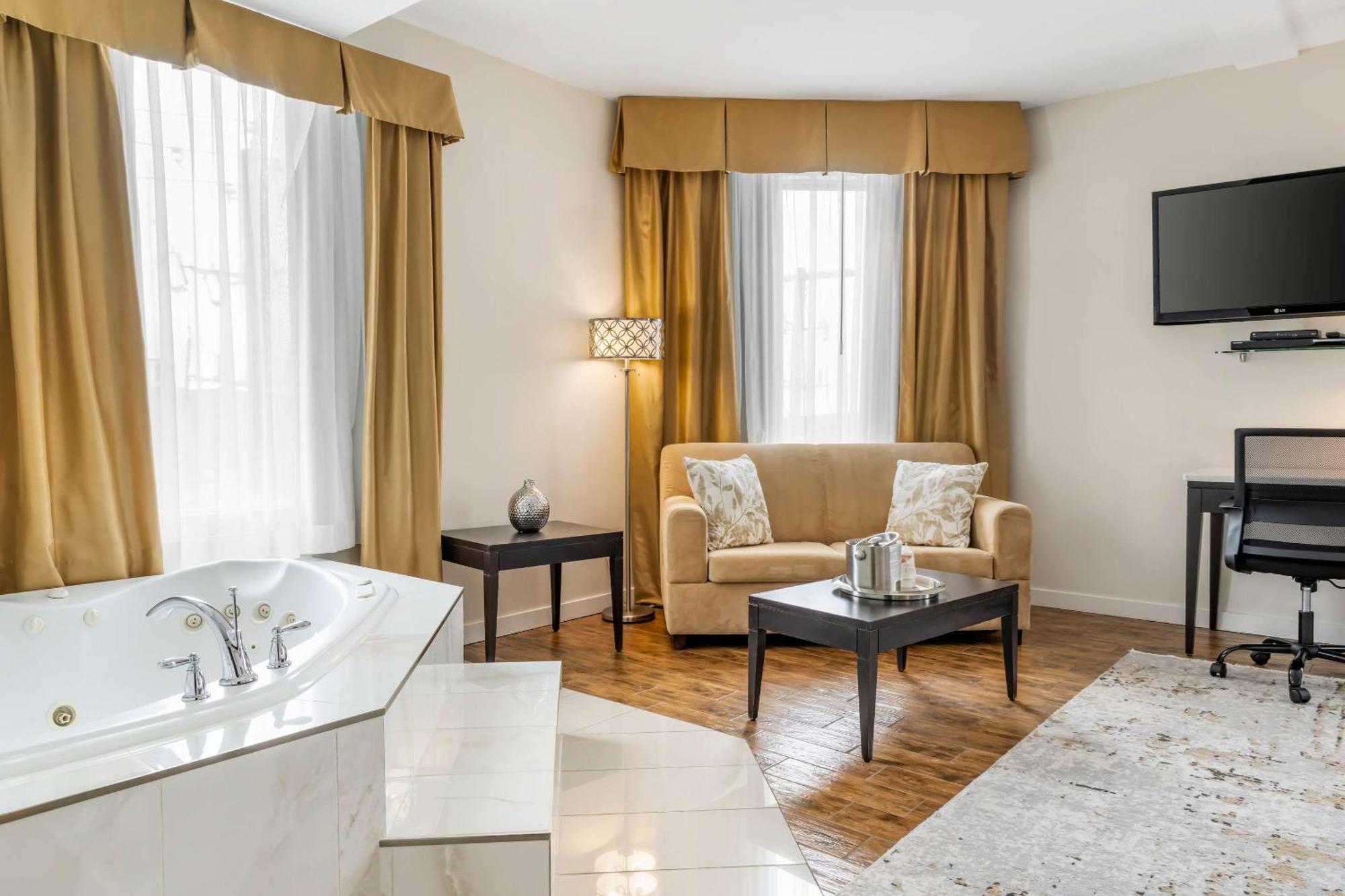 Comfort Hotel Bayer'S Lake Timberlea Exterior foto